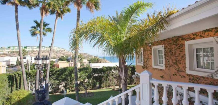 Luxury Villa in a Residential Area of Cabo de las Huertas