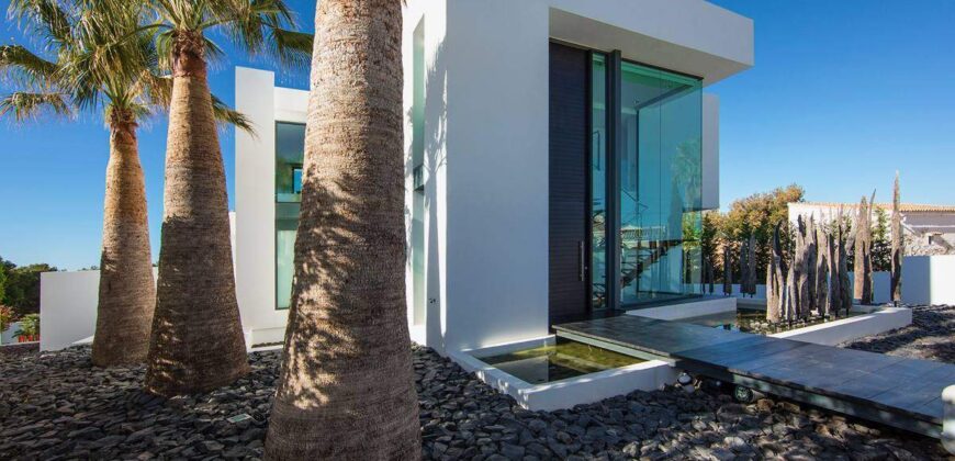 Exclusive and Unique Luxury villa