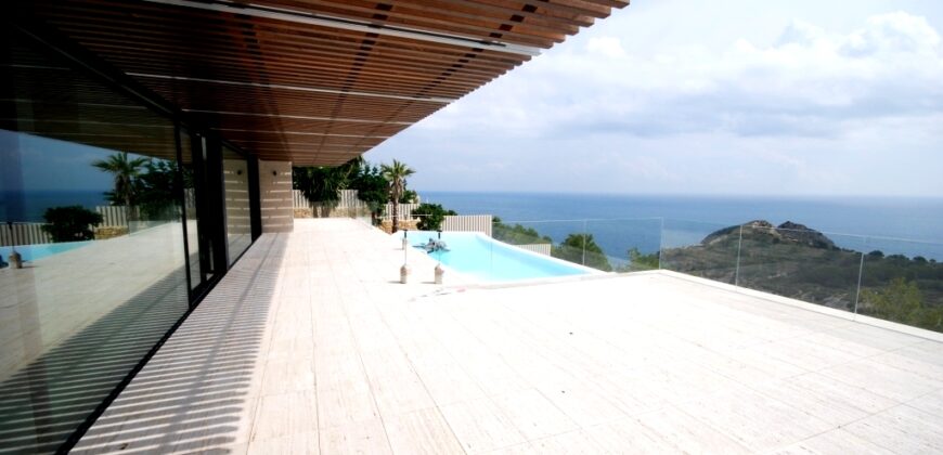 Spectacular Brand New Luxury Villa with Stunning Sea Views