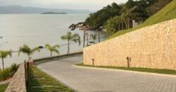 OCEANFRONT and OCEANVIEW Cacupé Beach-FLORIANÓPOLIS-BRAZIL-New Luxury House 4Suites in Condominium