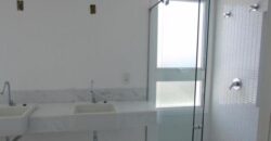 650mt Sea Jurerê Internacional Beach-FLORIANÓPOLIS-BRAZIL-Luxury House 4Dorm