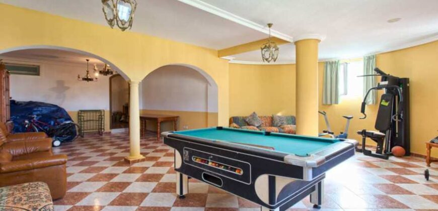 Quality Spanish Villa in Benalmádena