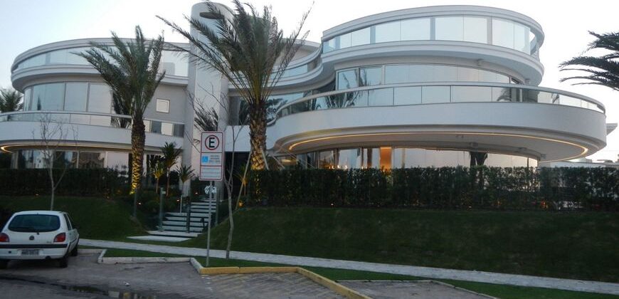OCEANFRONT Jurerê Internacional Beach-FLORIANÓPOLIS-BRAZIL-Luxury House Furnished 5 Suites